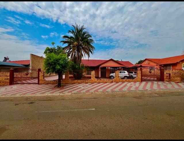 3 BEDROOM HOUSE FOR SALE IN SOSHANGUVE DD
